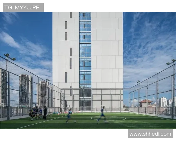 深圳街舞队边路渗透战术分析与表现评估探讨