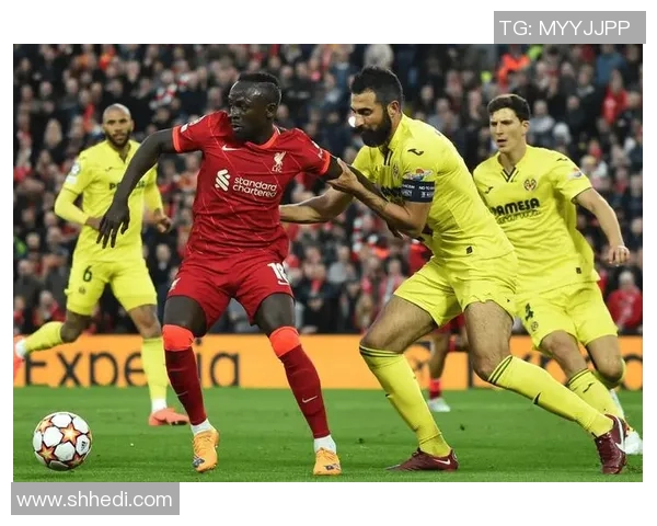 欧冠赛事回顾与未来展望：荣耀背后的战术演进与革新