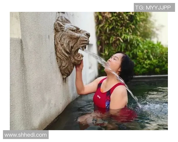 突破极限展风采 她们在泳池中书写女子游泳传奇